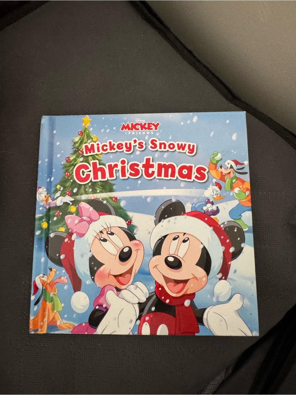 Mickey's Snowy Christmas Holiday Storybook - Disney Mickey